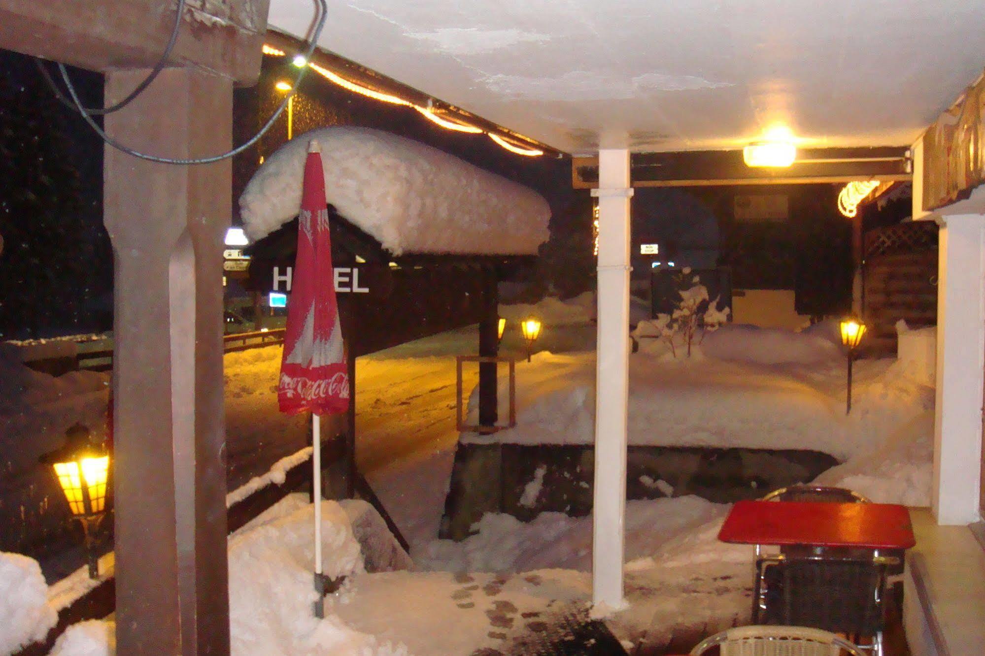 Hotel Restaurant Les Lilas Les Diablerets Exterior photo